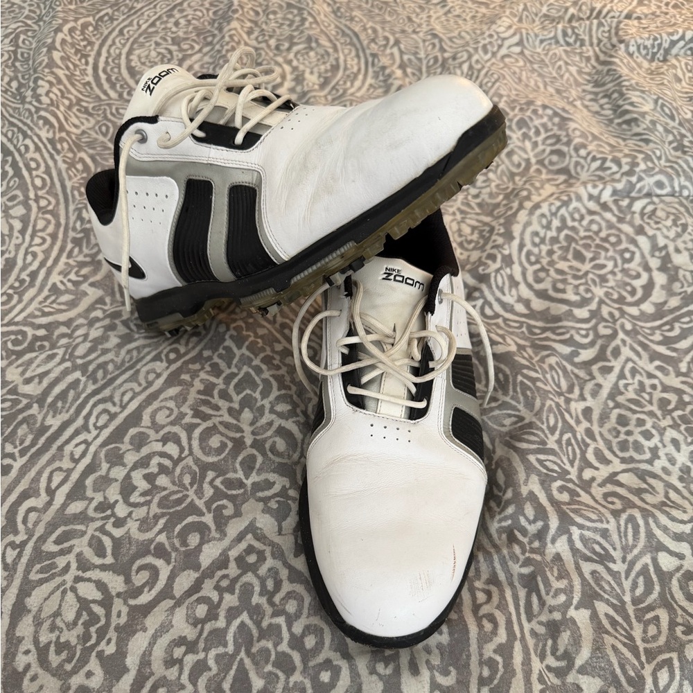 Nike Zoom Men's White and Black Golf Shoes
